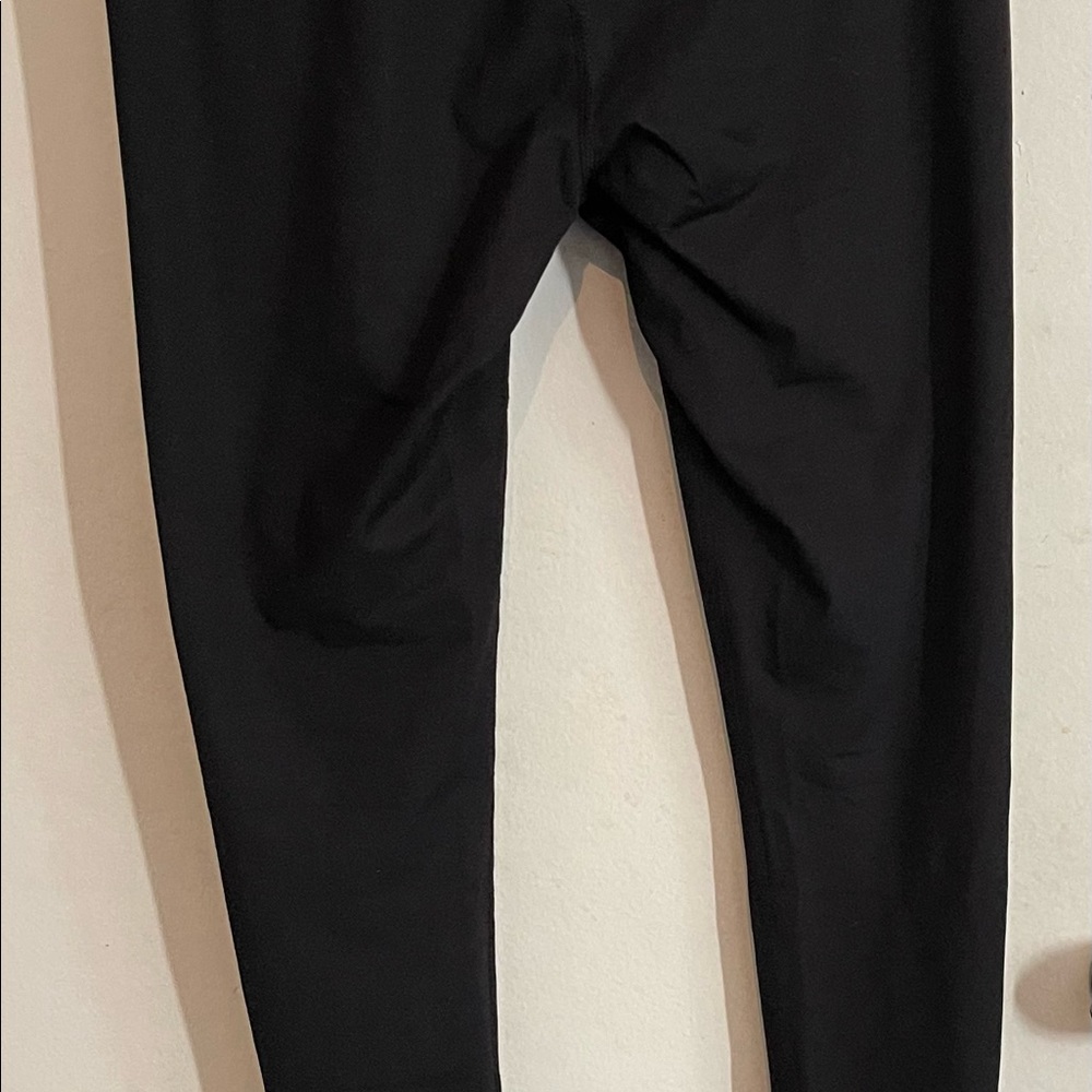 YogaLicious black small size